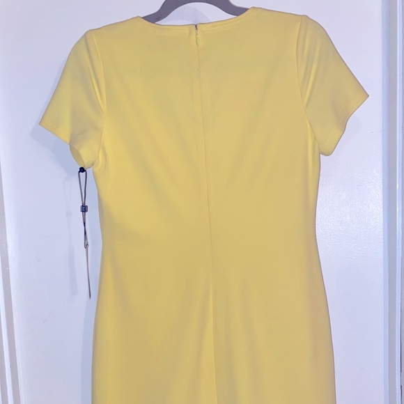 NWT: Tommy Hilfiger Soft Yellow Scuba Crepe Grommet Top Pocket Dress Size 8P - Picture 9 of 9